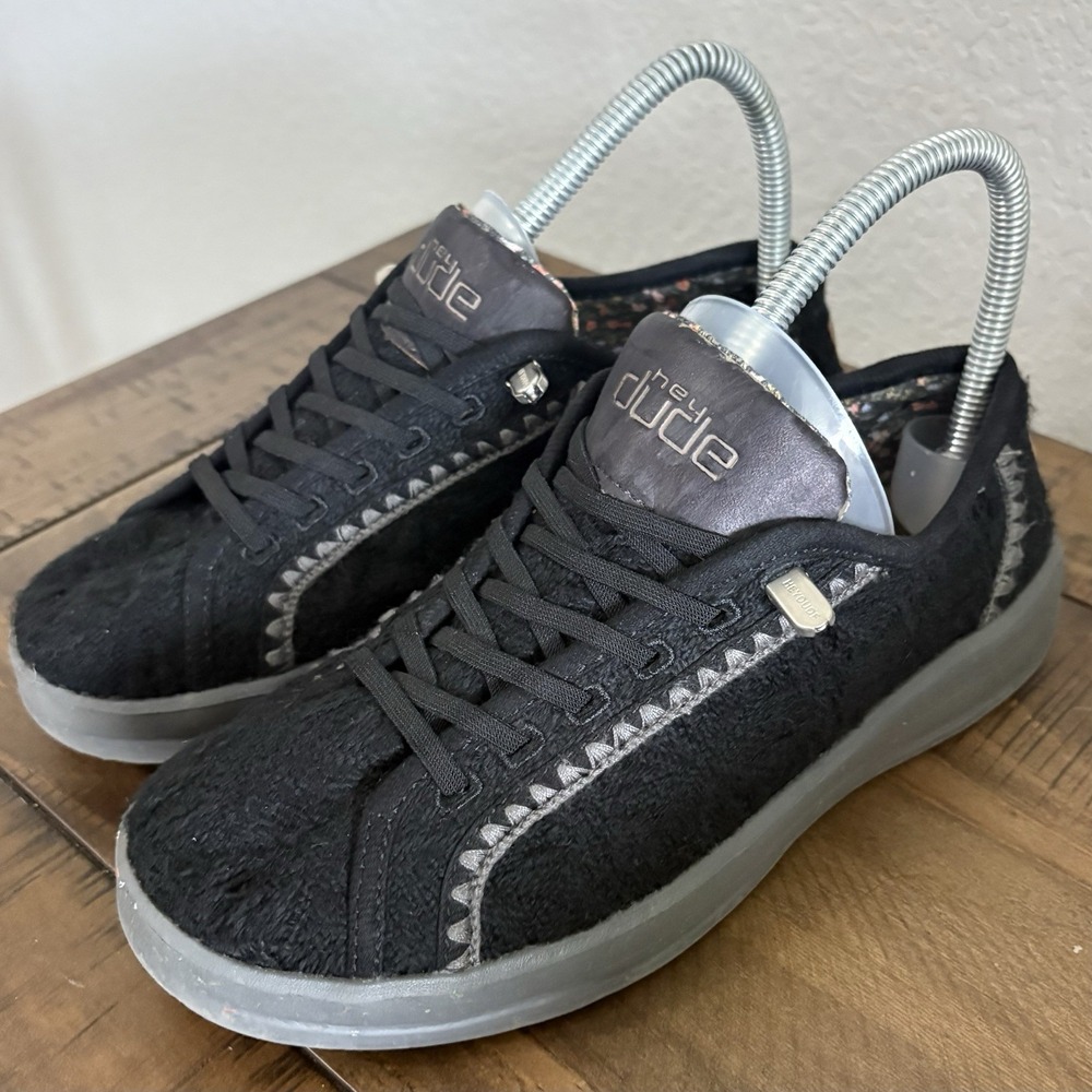 Hey Dude Karina Shoes Womens Size 6 Black Floral Lace Up Casual Comfort Sneakers